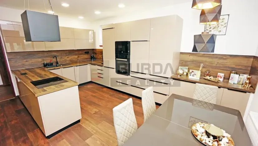 Prodej rodinného domu, Neratovice, 117 m2