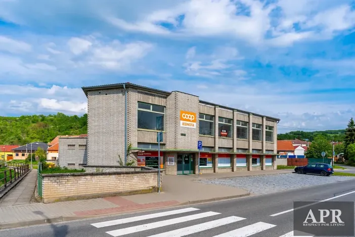 Pronájem obchodního prostoru, Pašovice, 381 m2