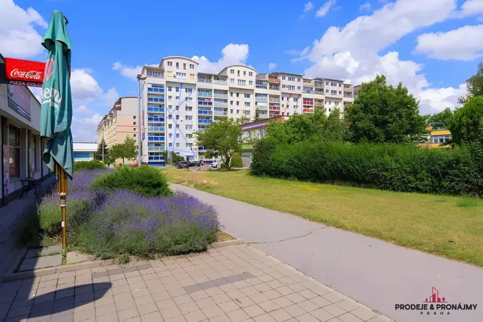 Prodej bytu 1+kk, Praha - Letňany, Místecká, 25 m2