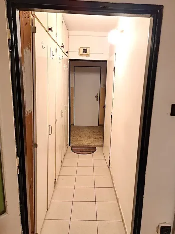 Pronájem bytu 1+kk, Praha - Radotín, Vrážská, 28 m2