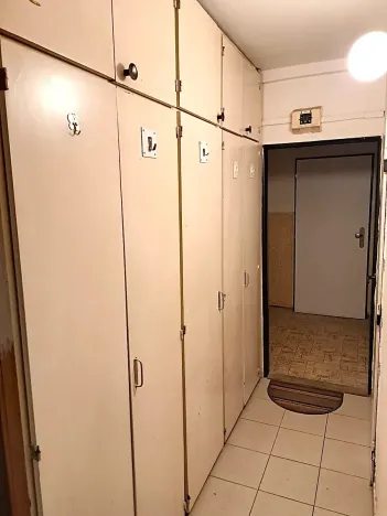 Pronájem bytu 1+kk, Praha - Radotín, Vrážská, 28 m2