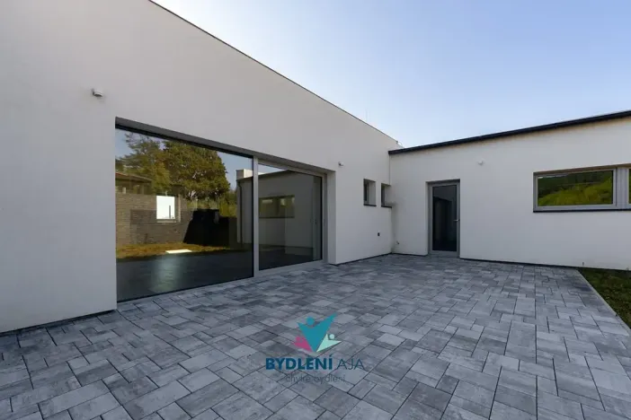 Prodej rodinného domu, Dubí, V Aleji, 206 m2