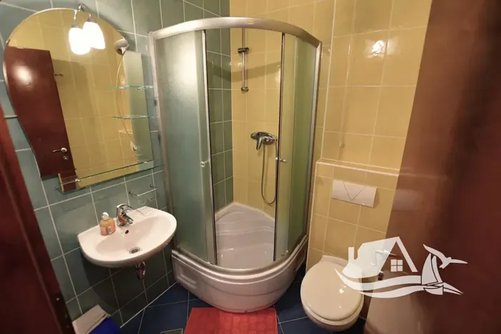 Prodej vícegeneračního domu, Vodice, Chorvatsko, 1230 m2