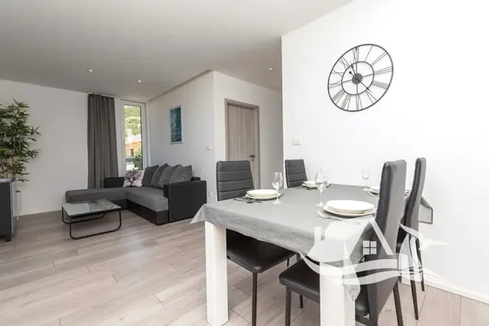 Prodej vily, Makarska, Chorvatsko, 150 m2