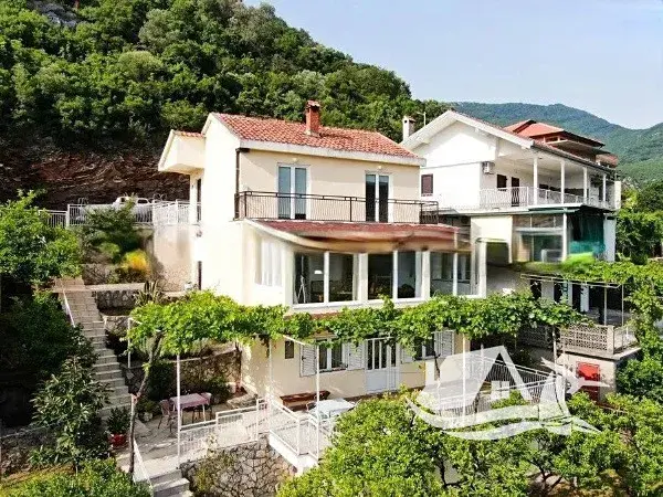 Prodej rodinného domu, Zelenika, Černá Hora, 164 m2