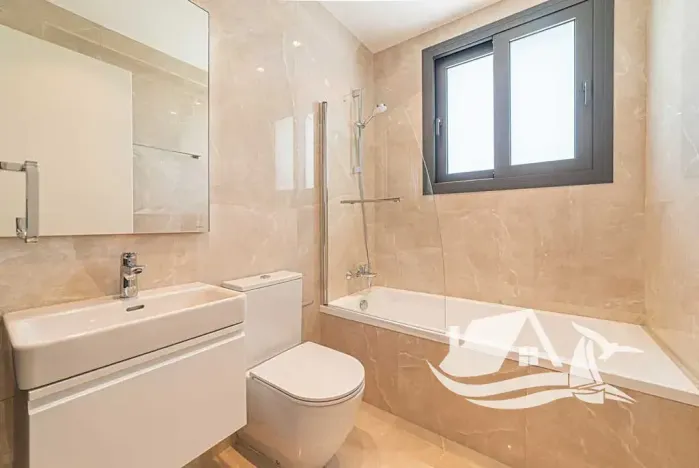 Prodej bytu 2+kk, Lemesos, Kypr, 57 m2