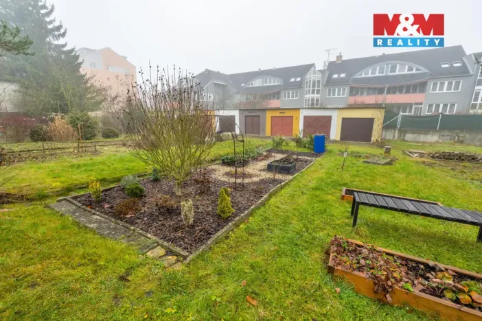 Prodej bytu 3+1, Hostivice, Školská, 61 m2