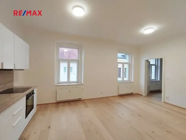 Pronájem bytu 3+kk, Plzeň, Jablonského, 75 m2