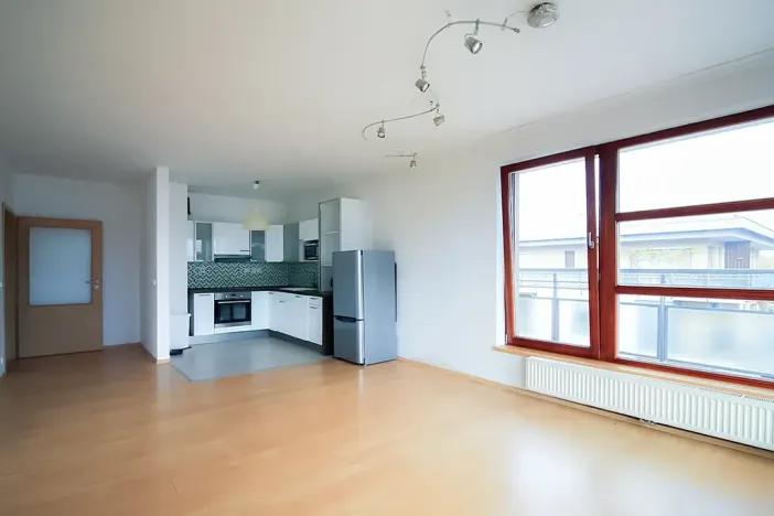 Pronájem bytu 2+kk, Praha - Vysočany, Jana Přibíka, 59 m2