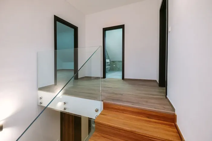 Prodej rodinného domu, Hamry, 200 m2