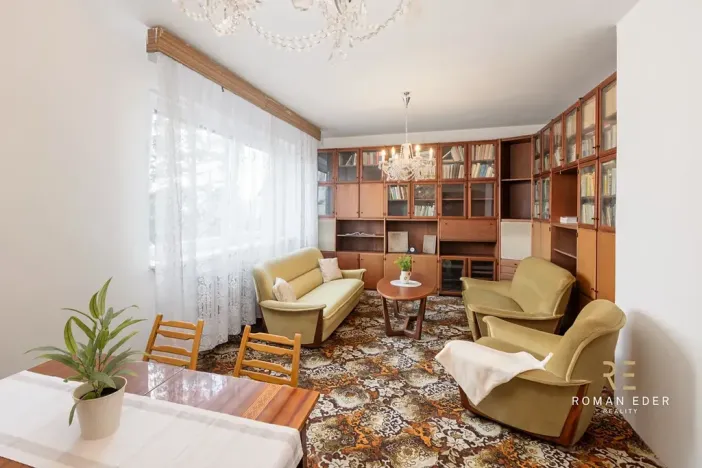 Prodej vícegeneračního domu, Praha - Záběhlice, Střemchová, 348 m2