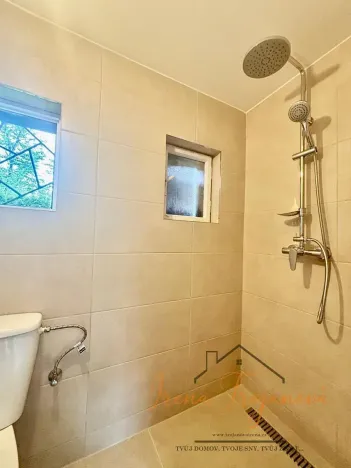 Prodej chaty, Lešany, 45 m2