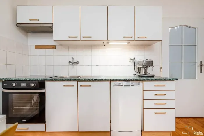 Prodej bytu 3+kk, Praha - Dejvice, Božkova, 69 m2