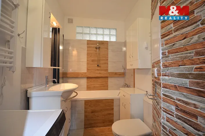 Prodej bytu 3+1, Žulová, Na Rybníčku, 76 m2