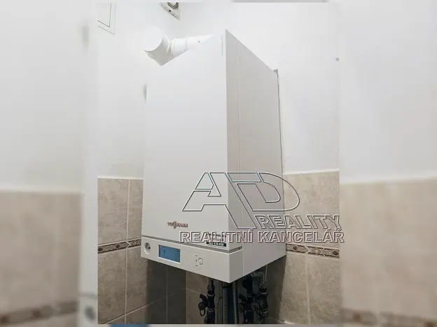 Pronájem bytu 1+1, České Budějovice, Husova tř., 40 m2