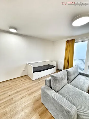 Pronájem bytu 1+kk, Kladno, Štěpána Rautenstraucha, 31 m2