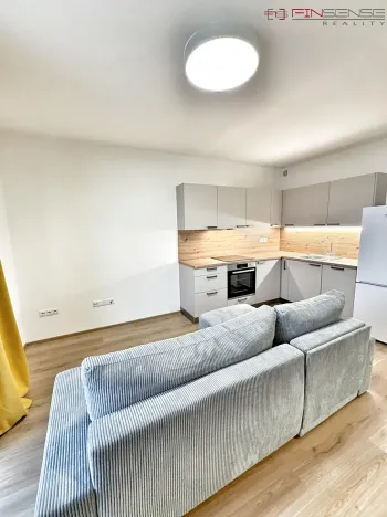 Pronájem bytu 1+kk, Kladno, Štěpána Rautenstraucha, 31 m2