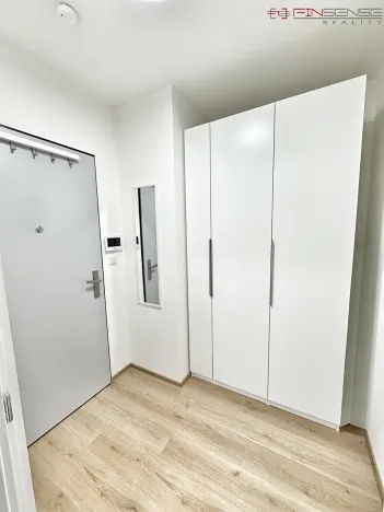 Pronájem bytu 1+kk, Kladno, Štěpána Rautenstraucha, 31 m2