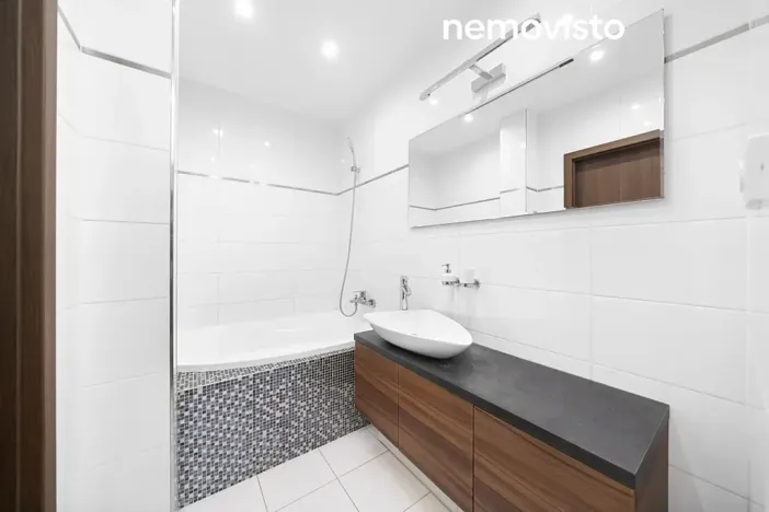 Pronájem bytu 3+kk, Ostrava, Alžírská, 65 m2