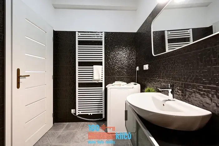 Prodej bytu 1+kk, Praha - Motol, Podhorská, 30 m2