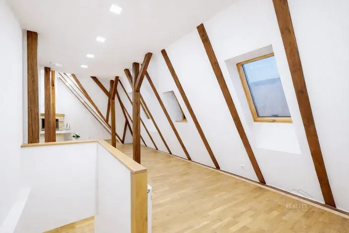 Prodej bytu 4+kk, Praha - Staré Město, Králodvorská, 158 m2