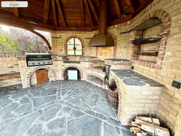 Pronájem rodinného domu, Jesenice - Zdiměřice, Skřivanová, 345 m2