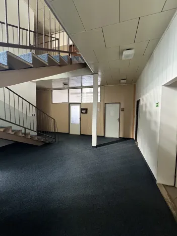 Pronájem kanceláře, Hradec Králové, Ječná, 42 m2