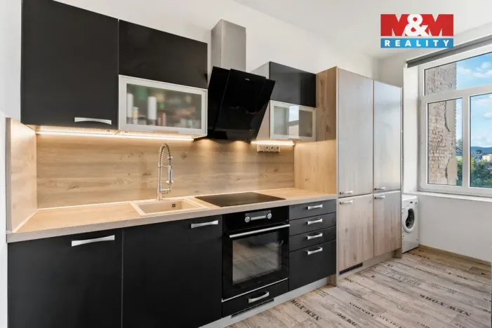 Prodej bytu 1+1, Jablonec nad Nisou, Květinová, 48 m2