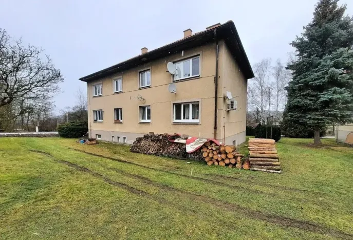 Pronájem bytu 2+1, Radnice, Sídliště, 60 m2