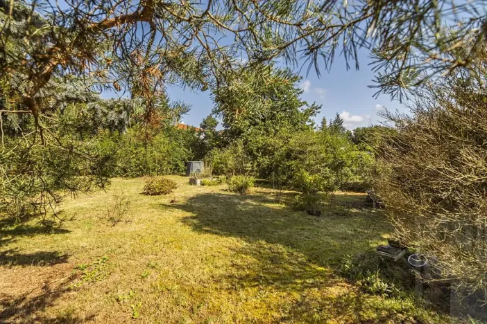 Prodej pozemku pro bydlení, Praha - Dubeč, Starodubečská, 839 m2