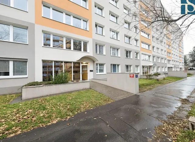 Prodej bytu 3+1, Praha - Podolí, Kaplická, 63 m2