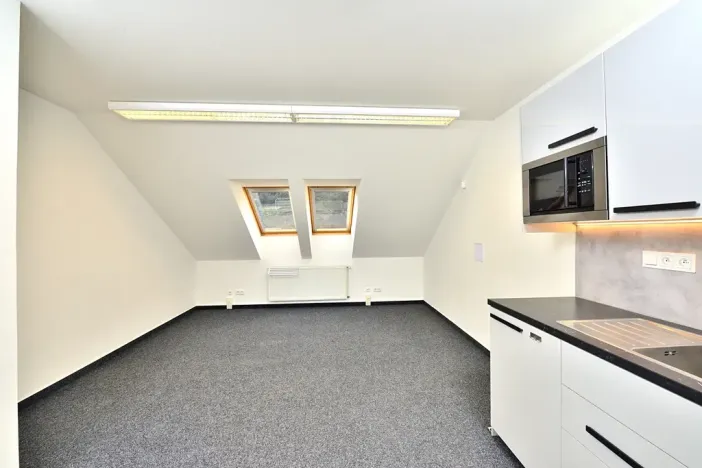 Pronájem kanceláře, Praha - Malá Chuchle, Zbraslavská, 87 m2