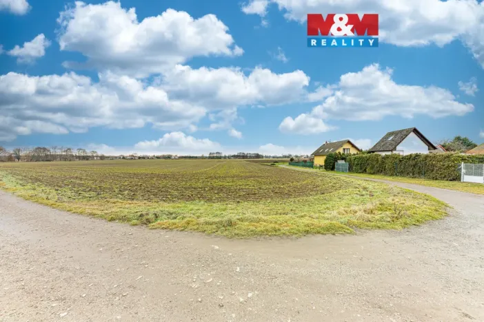 Prodej pole, Staré Hradiště, 8036 m2