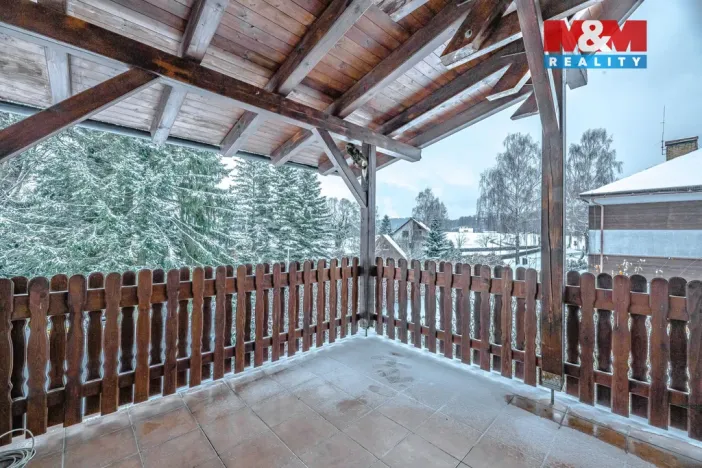 Prodej rodinného domu, Deštné v Orlických horách, 400 m2