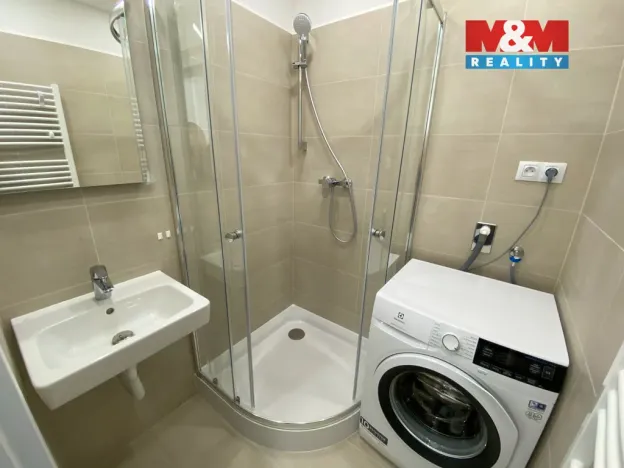 Prodej bytu 3+kk, Praha - Karlín, Nekvasilova, 56 m2