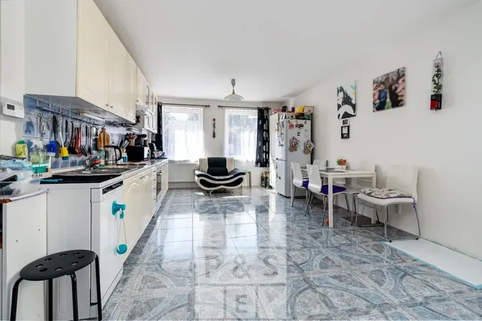 Prodej vícegeneračního domu, Praha - Štěrboholy, Pod areálem, 333 m2