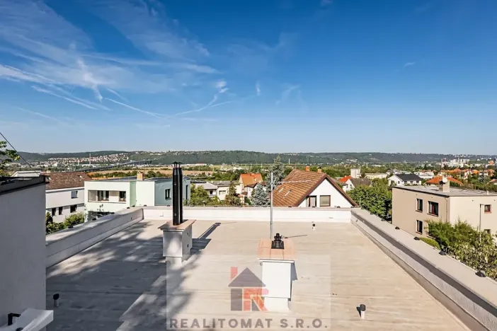 Prodej bytu 4+kk, Praha - Komořany, Pod lesem, 127 m2