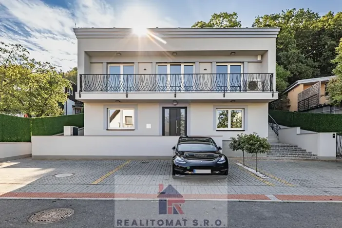 Prodej vily, Praha - Komořany, Pod lesem, 770 m2