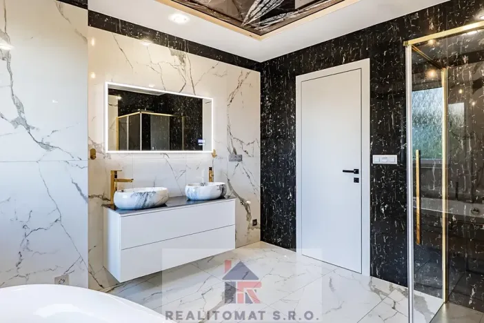 Prodej vily, Praha - Komořany, Pod lesem, 770 m2