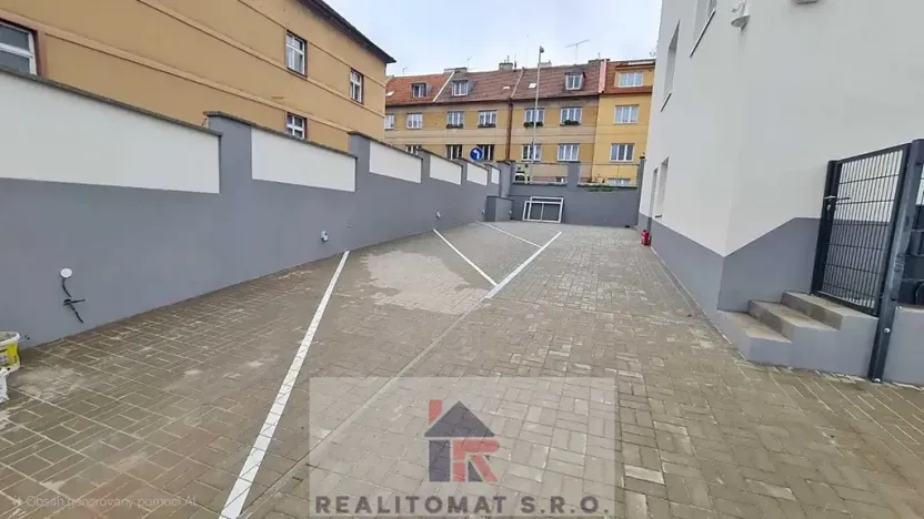 Pronájem garáže, Praha - Motol, Podhorská, 9 m2