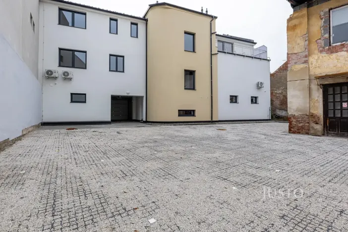 Pronájem bytu 2+kk, Staré Město, Hradišťská, 53 m2