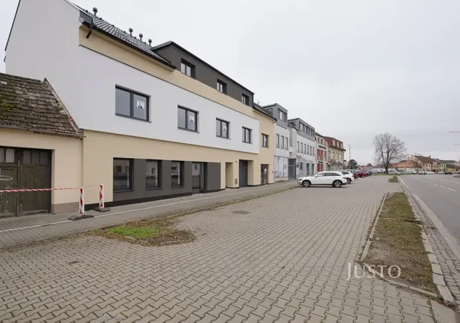 Pronájem bytu 2+kk, Staré Město, Hradišťská, 55 m2