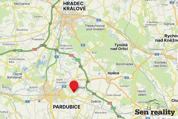 Prodej pozemku pro bydlení, Sezemice, 1100 m2