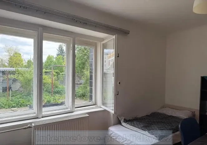 Pronájem pokoje, Praha - Uhříněves, Křešínská, 20 m2