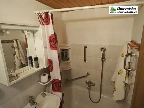 Prodej rodinného domu, Novi Vinodolski, Chorvatsko, 105 m2