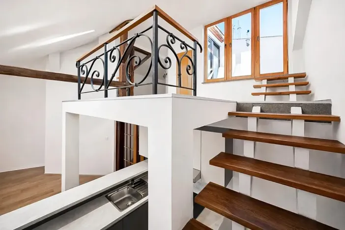 Pronájem bytu 4+kk, Praha - Vinohrady, Korunní, 145 m2