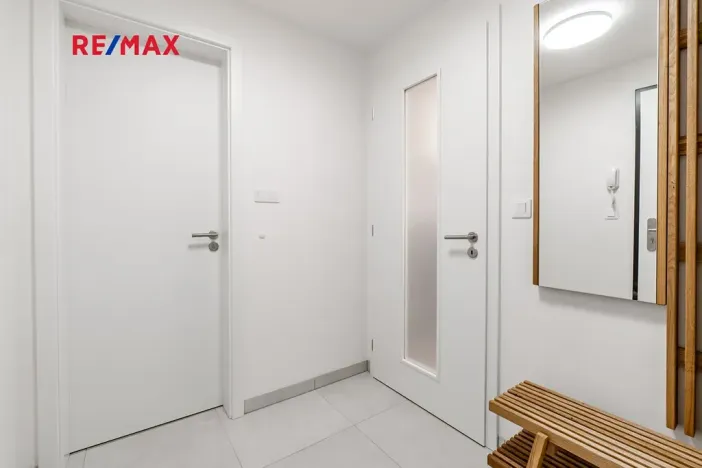 Pronájem bytu 2+kk, Praha - Břevnov, Radimova, 64 m2