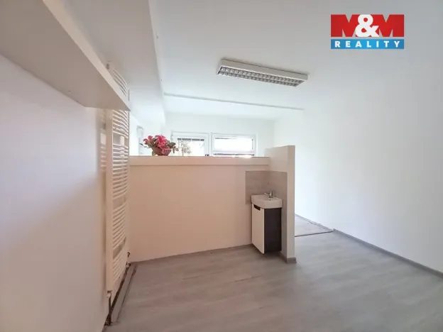 Pronájem obchodního prostoru, Ostrov, Krušnohorská, 20 m2