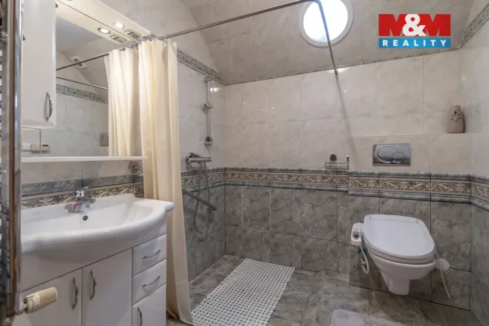 Prodej rodinného domu, Ostrava - Stará Bělá, Na Zámčiskách, 265 m2