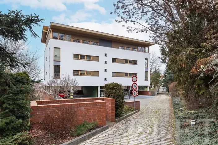 Pronájem bytu 6+kk a větší, Praha - Nusle, Na Bučance, 186 m2